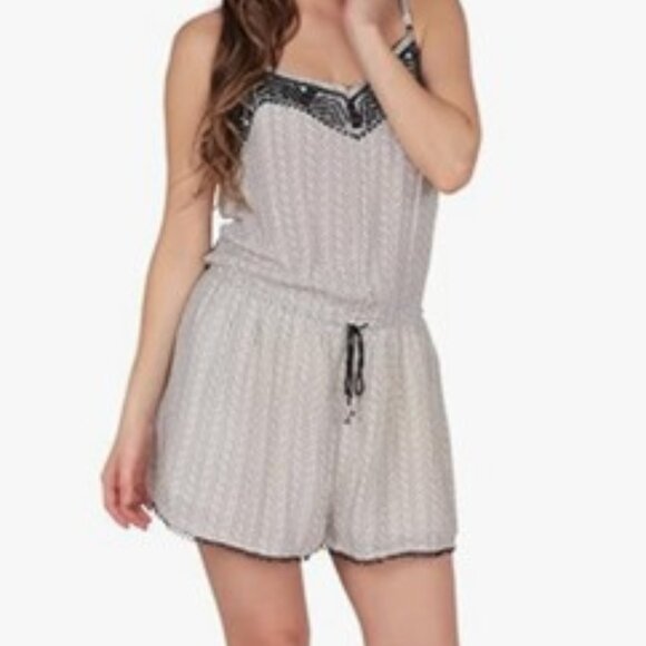 romper black and white sleeveless size medium DEX - Picture 1 of 16